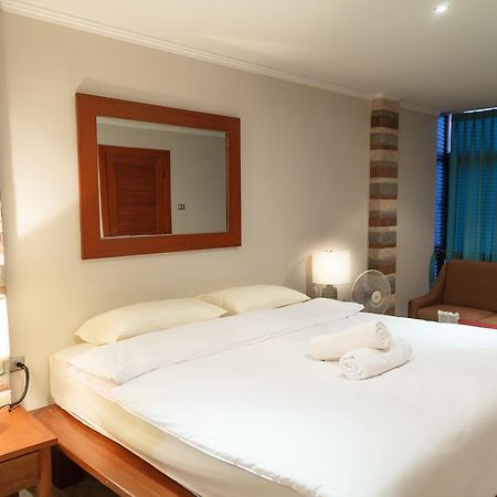 Avenue Beach Hotel Jomtien Beach Exterior foto